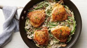 Skillet Chicken Thighs With Green Beans And Mushrooms Recipe Recipes Skillet Chicken Thighs Dinner