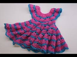 Tejer recto en punto jersey derecho cerrar los puntos con lana de descarte Vestidos De Fiesta Tejidos A Crochet Para Ninas 8c38c5