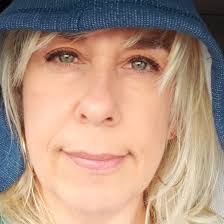 Looking for a good films set in a boarding school 🎥 🍿 📺