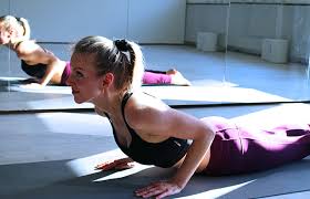 Collection by ironmonkey • last updated 1 hour ago. Hot Yoga Beauty Gesundheit Abnehmen Julia Rawsome