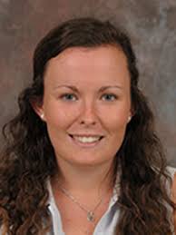 ALUM NE AlumNews Putt'n around with Jessica Bradley