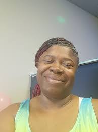 Evelena Jones's Instagram, Twitter & Facebook