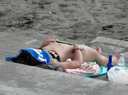 完全に盗撮だろってわかる水着美女たちの画像がこちらｗ