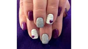 Moda 2017 Unas Decoradas Con Gelish Rosa Youtube Las uñas en blanco con dorado son unas tipo reina que hacen que se vea muy bien con algunos accesorios como anillos o brazaletes como los que se muestran en la foto. moda 2017 unas decoradas con gelish rosa