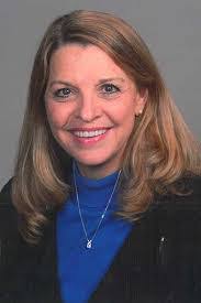 Marci Armstrong's Instagram, Twitter & Facebook