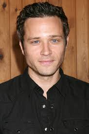 Seamus Dever Biography & TV