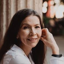 Max Medeiros's Instagram, Twitter & Facebook