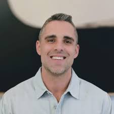 Wine & travel! An iconic duo! 🍷✈ We're excited to welcome Wine Selectors  as our first-ever wine partner at Luxury Escapes. When we got in a room and  compared audiences, we knew