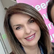 Laurie Stutzman's Instagram, Twitter & Facebook