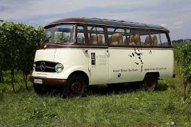 Oldtimerbus Willhelm Auch Bei Lecker Aufs Land Ist Er Dabei Oldtimer Oldtimerliebhaber Oldtimergerechtes Hotel Oldtimer Bus Oldtimer Mercedes Benz Vans