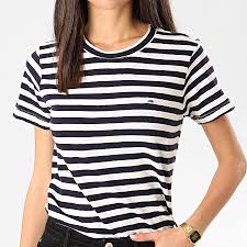 Rendez votre tenue unique avec ce must have de la collection femme printemps été 2019. Tommy Hilfiger Tee Shirt Femme A Rayures Textured Stripe 8011 Blanc Bleu Marine Laboutiqueofficielle Com