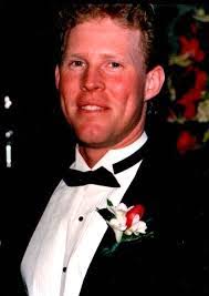 Leif Carlson's Instagram, Twitter & Facebook