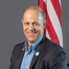 David Pedersen 💦 (@PedersenDavi)