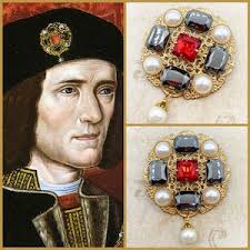 Medieval Catherine of Aragon Tudor Renaissance Antique Brass Filigree Faux  Pearl Gold Jane Seymour Spanish Princess Shakespeare In Love