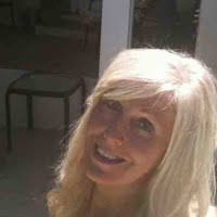 Suzanne Malott's Instagram, Twitter & Facebook