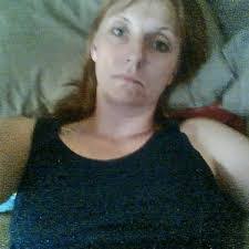 Vanessa Kahn's Instagram, Twitter & Facebook