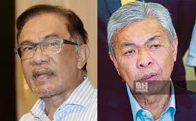 No proof 27 cheques for rm26.05mil were donations, witness tells court in zahid's trial. Tiada Perbualan Saya Dengan Anwar Lepas Pau Ahmad Zahid
