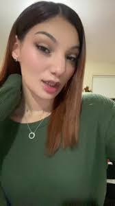 Jasmine Roche's Instagram, Twitter & Facebook