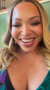 Thank you to my girls @tishacampbellmartin @kymwhitley and @therealgolden47  for your support!!!!! I love youuuuuuu ♥️ @44obamamusical We’re in New York  until January 4th at the Daryl Roth theatre!!! ...