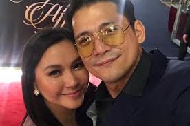 On average, he dates women 17 years younger than himself. Robin Padilla Praises Mariel For Being A Super Wife Showbiz Chika