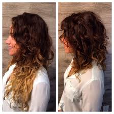 Saying Goodbye To Summer Ends Lob Curly Fallhair Short Curly Hair Curly Lob Medium Hair Styles