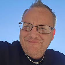 Alvie Taylor (@alvietaylor) • Facebook