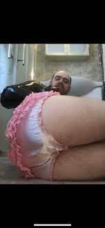 Faggot in pink panties – RateMyExposure