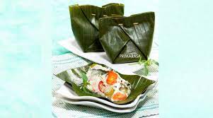Bahan untuk membuat botok telur asin adalah telur asin mentah, tahu, kelapa parut kasar, cabai merah besar, daun salam, cabai rawit merah, daun pisang, air. Resep Botok Telur Asin