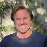 Derek Cochran's Instagram, Twitter & Facebook