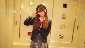 OFES-009 showing her ass