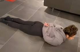 Gymnast S Viral Challenge Sounds Easy But No One Understands How It S Possible Mirror Online