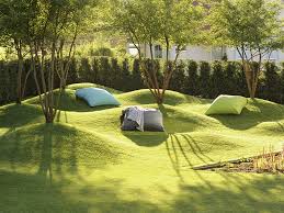 Auch Der Garten Freut Sich In Sachen Design Uber Eine Abwechslung Dabei Sind Es Oft Kleinigkeiten Garden Landscape Design Landscape Design Modern Landscaping