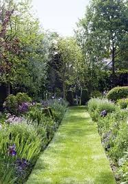Pin By Vicky Page On C Est Un Jardin Extraordinaire English Cottage Garden Beautiful Gardens Unique Gardens