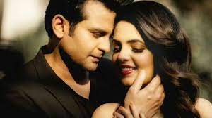 Struggler sugandha mishra gets her moment of fame at the stage of royal stag mirchi music awards & she sure is pretty amazing! The Kapil Sharma Show S Sugandha Mishra Gets Engaged To Comedian Sanket Bhosale Shares Lovestruck Pics Samachar Central