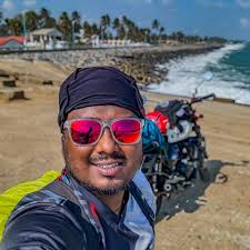 An 8 year old schoolboy is so besotted with his teacher that he challenges  her boyfriend to a duel...to the d.e.a.th.