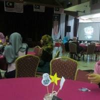 Harap maaf, kualiti video kurang memuaskan. Dewan Sri Tanjung Kolej Kediaman Tun Syed Zahiruddin Kk9 Universiti Malaya Um