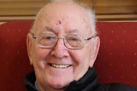 Rowena Carroll's Instagram, Twitter & Facebook