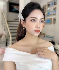 Phong cách trang điểm cô dâu kiểu Tây đẹp nhất 2024