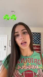 Sarah Rausch's Instagram, Twitter & Facebook