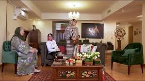 ببینید؛ چیدمان مجلل و چشم‌گیر خانه سیما تیرانداز در برنامه شام ایرانی