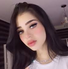 Well, after a ridiculously expensive quote to vinyl wrap the kitchen  cupboards (could have had a new kitchen for the price!), I've decided to  paint my kitchen cupboard doors. I've never done