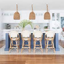 How wide should my pendant light fixture be? 25 Inspiring Coastal Kitchen Decor Ideas Shelterness