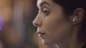 Nanette Cole (played by Cristin Milioti) outfits