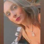 Amanda Brander's Instagram, Twitter & Facebook