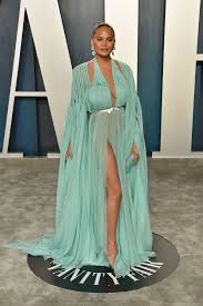 Chrissy teigen revealed that she deleted over 60,000 tweets and blocked over a million users after conspiracy theorists repeatedly claimed that she and husband john legend were involved in the jeffrey epstein scandal. Chrissy Teigen Deleted 60 000 Tweets Because She S Worried For Her Family Glamour