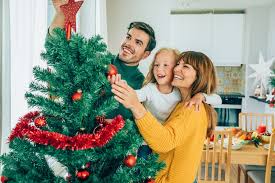 How can i extend the life of my christmas tree? 8 Ways To Make Your Christmas Tree Last Longer