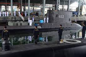 Personelnya lengkap, materialnya pun sudah dapat surat kelayakan. Kri Nanggala 402 Kapal Selam Tua Yang Masih Diandalkan Tni