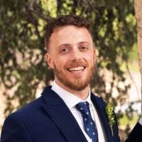 5500+ "Tom" profiles