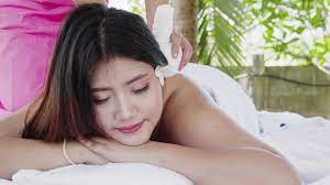 Asian woman receive head massage spa, enjoying relaxing treatments 8836865  Stock Video at Vecteezy