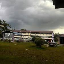 Sekolah menegah sains pokok sena telah dibina di satu kawasan di kilometer 20 sebelah kiri jalan utama dari alor star, menghala ke kuala nerang, kedah. Photos A Sekolah Menengah Kebangsaan Sains Pokok Sena Lycee A Pokok Sena